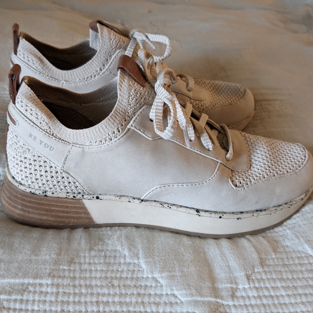 Beige sneakers